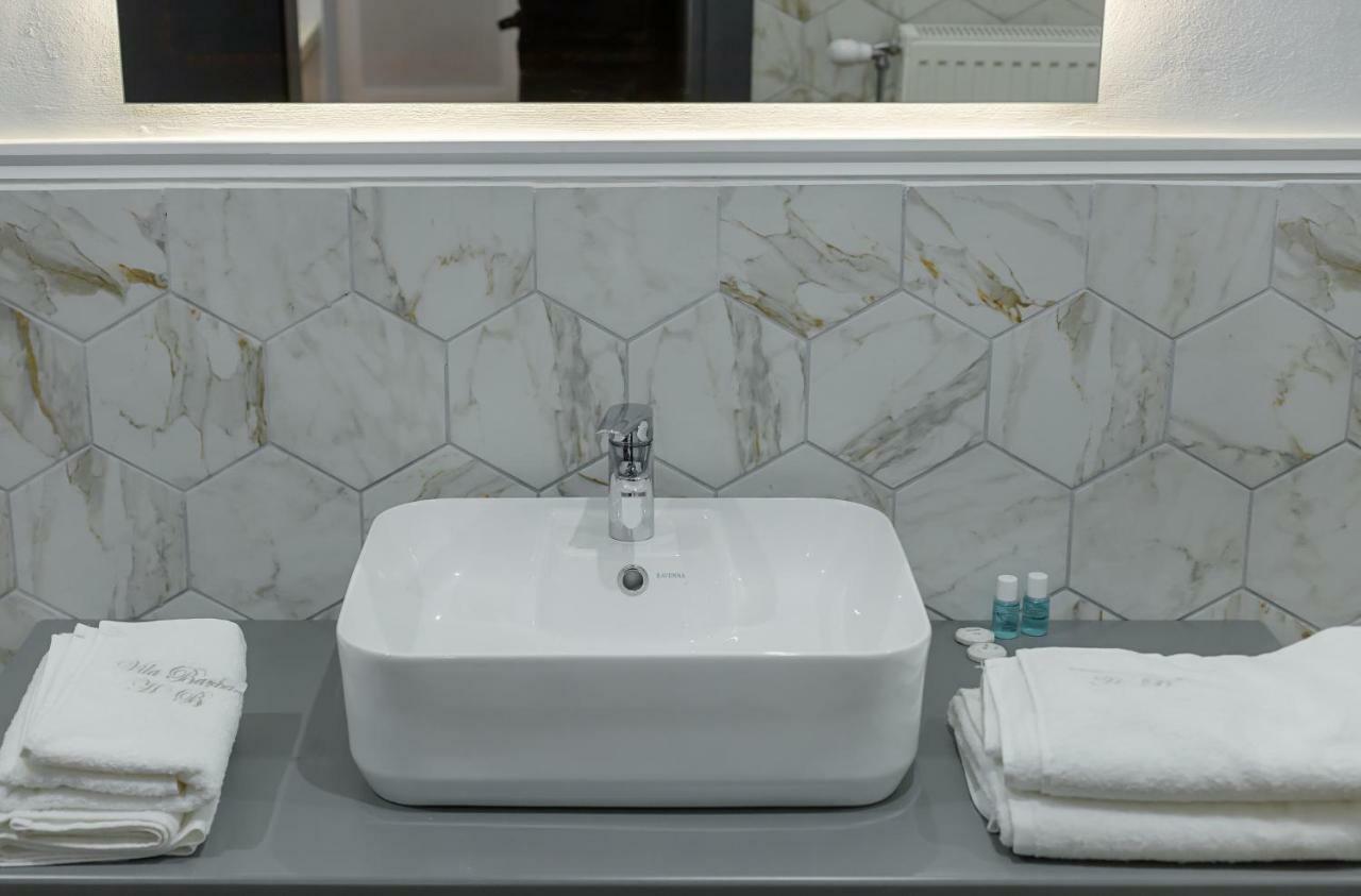 קורצ'ה Barba Boutique Hotel מראה חיצוני תמונה